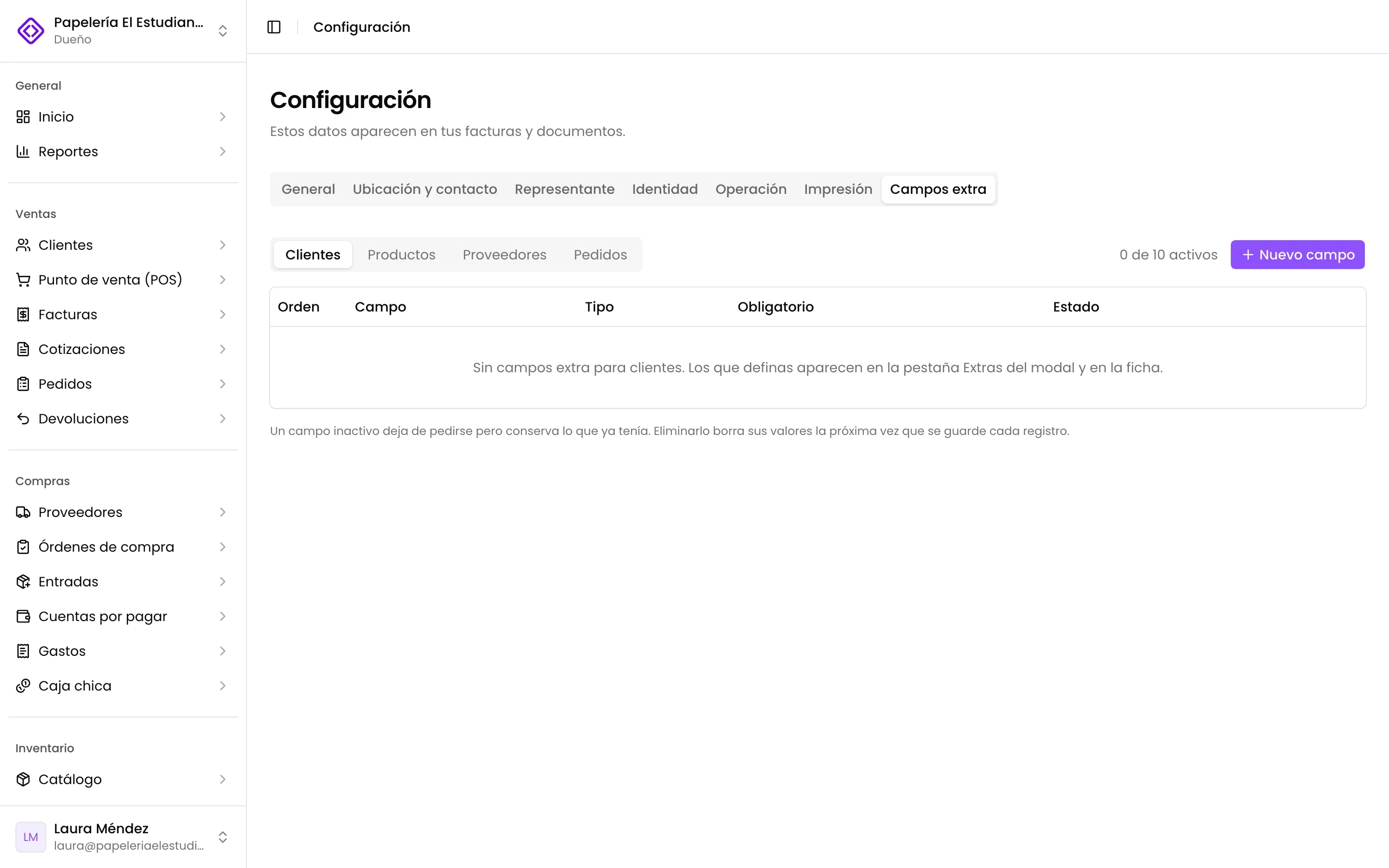 Configuración, pestaña Campos extra, con un campo propio en los clientes